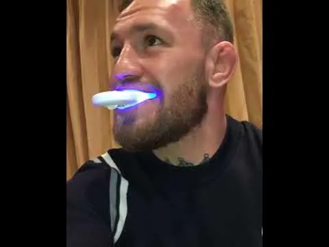 30156 conor mcgregor smile