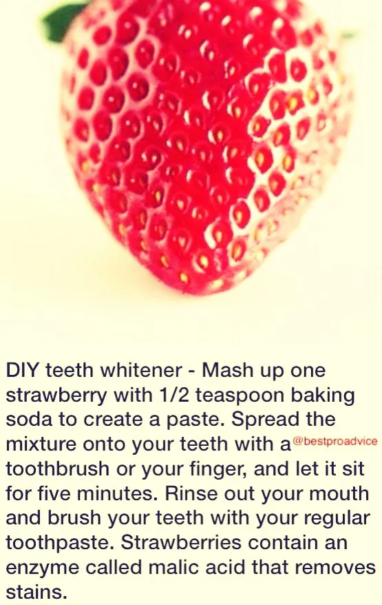 /img/30164-strawberry-teeth-mask.webp