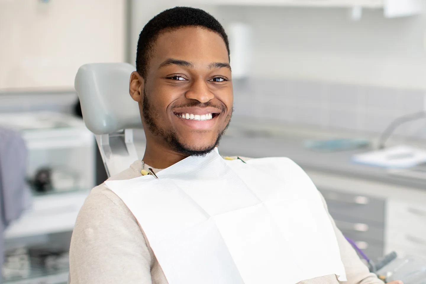 30165 teeth discoloration causes